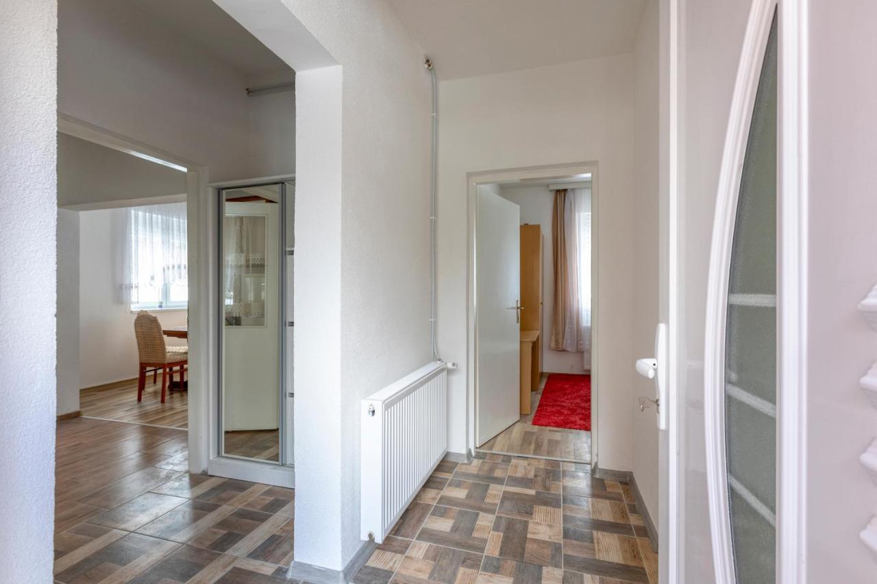 Apartman Vedro Polje Gospic Luaran gambar